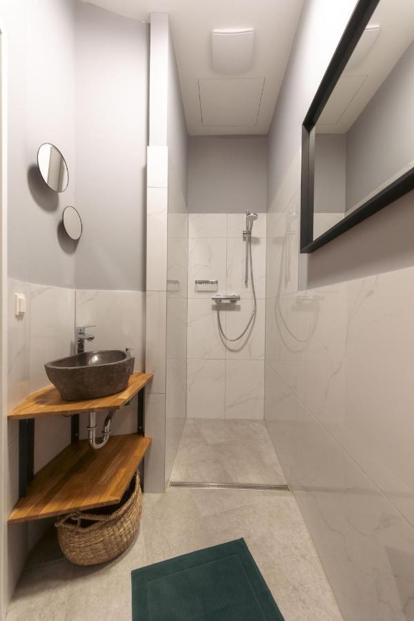 Madu-Living Vienna - Egon Apartment Luaran gambar